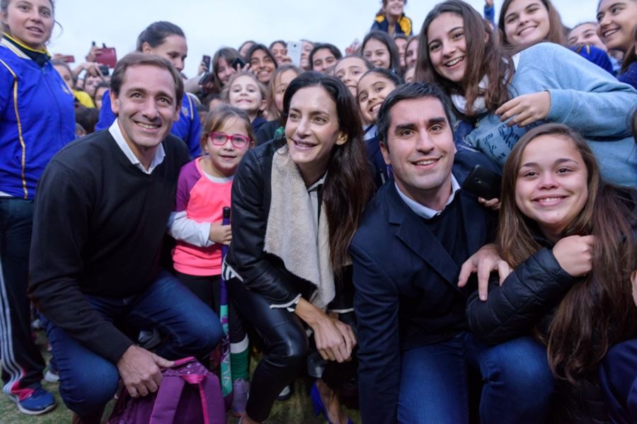 Mosca junto a Luciana Aymar: "El mejor lugar para que estén los chicos son los clubes de barrio"