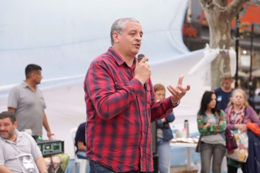 Pietragalla visitó San Martín y acusó al gobierno de poner "constantemente en riesgo el sistema democrático"