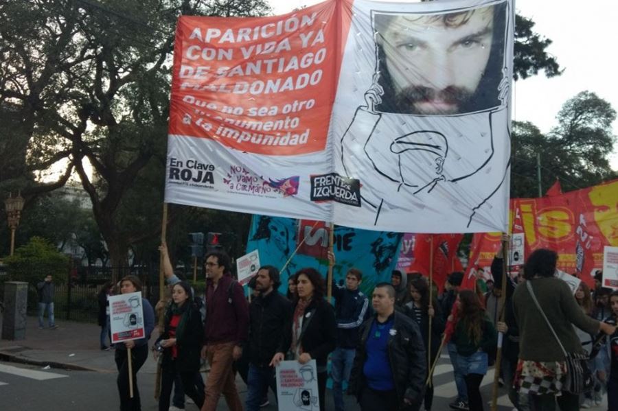 Nicolás del Caño marchó con los secundarios y apoyó la lucha de los jóvenes mediante la toma de colegios