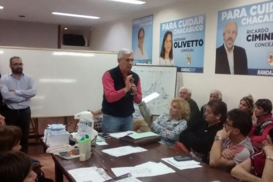 Domínguez abandona a Randazzo en el sprint final y llama a votar por Unidad Ciudadana