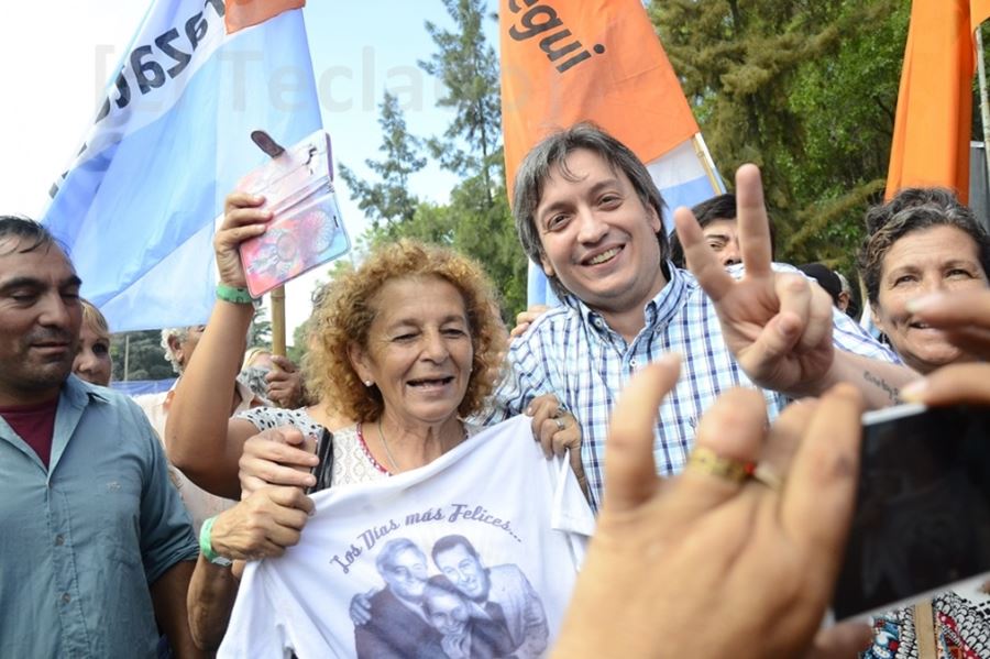 Máximo: “Estoy orgulloso de que mi padre se llame Néstor Kirchner y no Franco Macri”