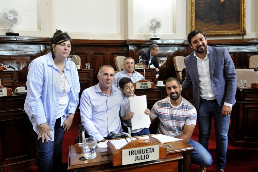 Vecinito destacado en La Plata: Un niño de 6 años donó el dinero de su cumpleaños a un comedor