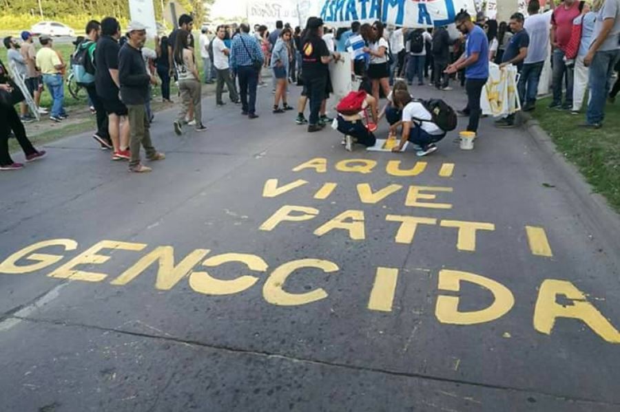 Memoria, Verdad y Justicia: HIJOS Zárate escrachó el country donde vive Patti con prisión domiciliaria