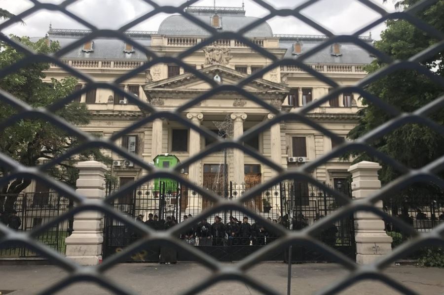 Se viene la segunda: Fuerte operativo de seguridad para tratar un polémico proyecto