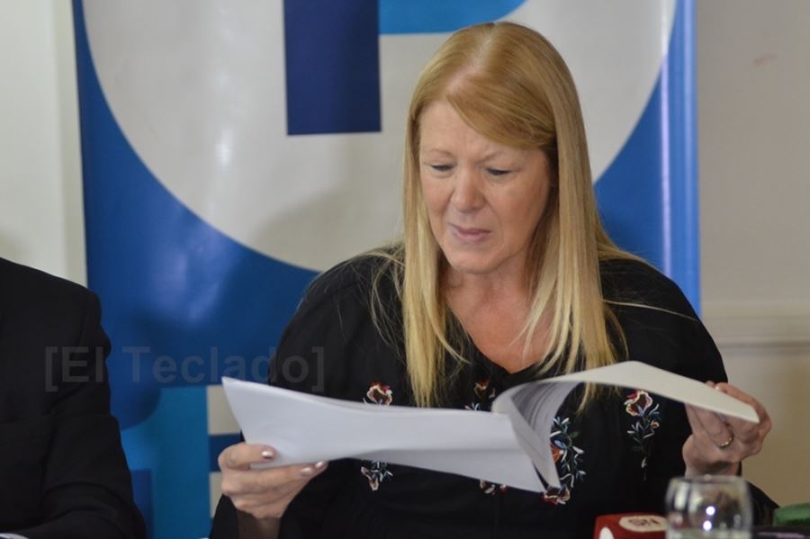 La dedicatoria de Margarita Stolbizer a Cristina Fernández en el día de su cumpleaños