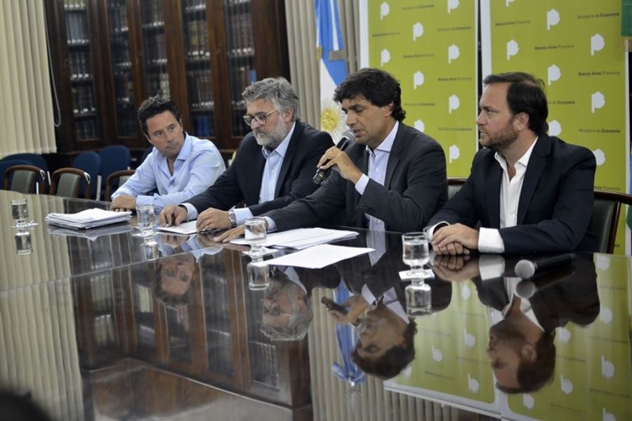 Desde la CABA, los funcionarios de la Provincia anunciaron que se descontarán los días de paro
