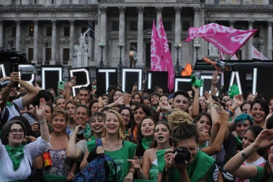 Con apoyo record, el proyecto por el Aborto Legal, Seguro y Gratuito llega hoy al Congreso