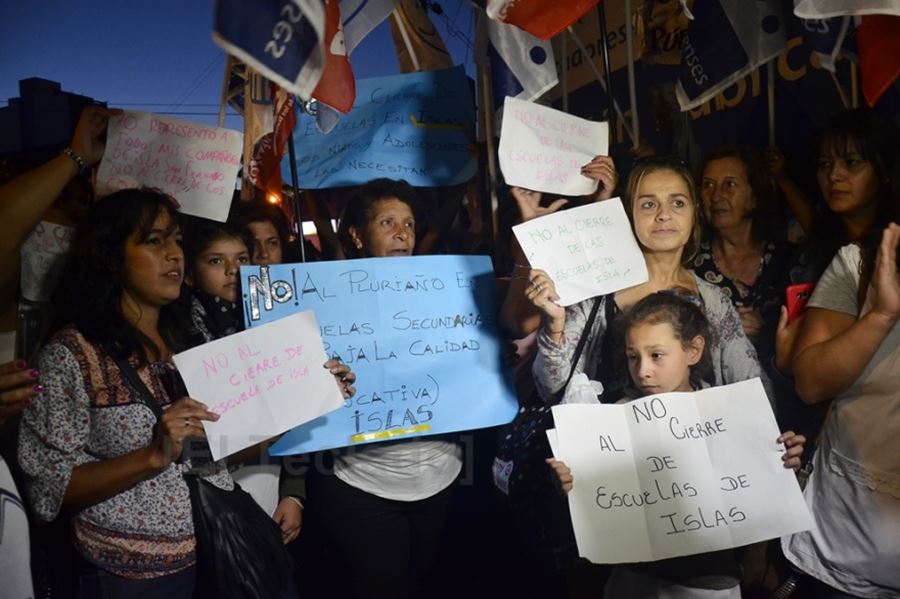 Productores que trabajan en la zona insular de San Fernando manifestaron su preocupación por el cierre escuelas