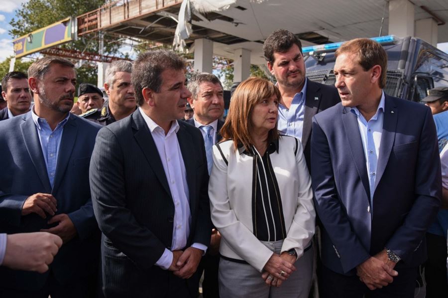 Garro, Bullrich y Ritondo recorrieron el operativo de seguridad en el barrio ‘El Mercadito’