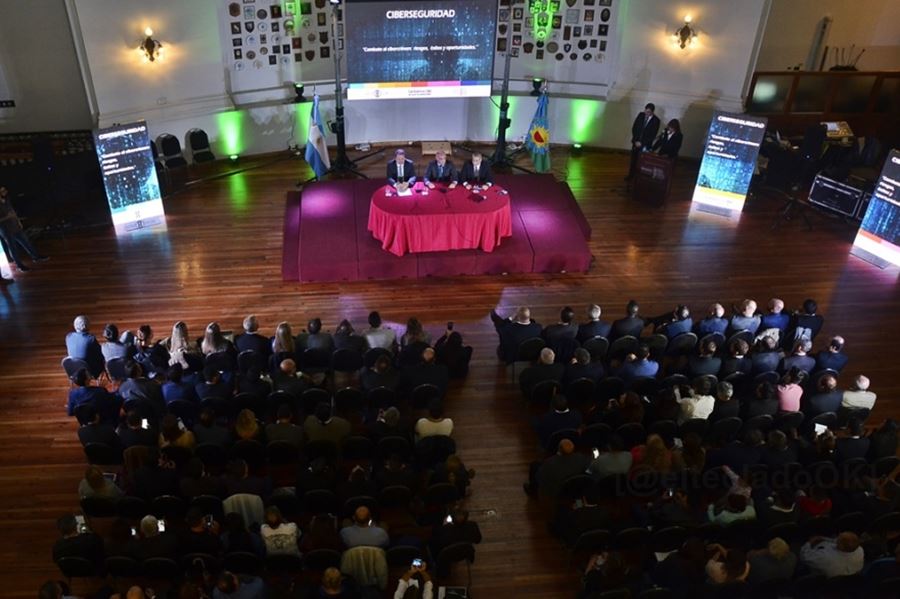 Con el objetivo de elaborar una ley provincial, el Senado desarrolló la jornada sobre Ciberseguridad