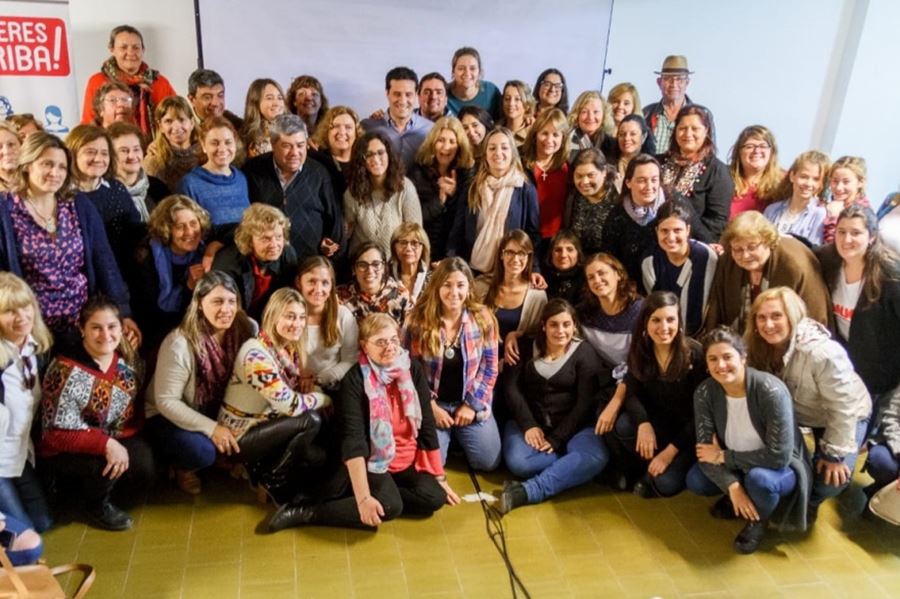 Mujeres arriba: El arco femenino de Cambiemos se reunión en Lincoln