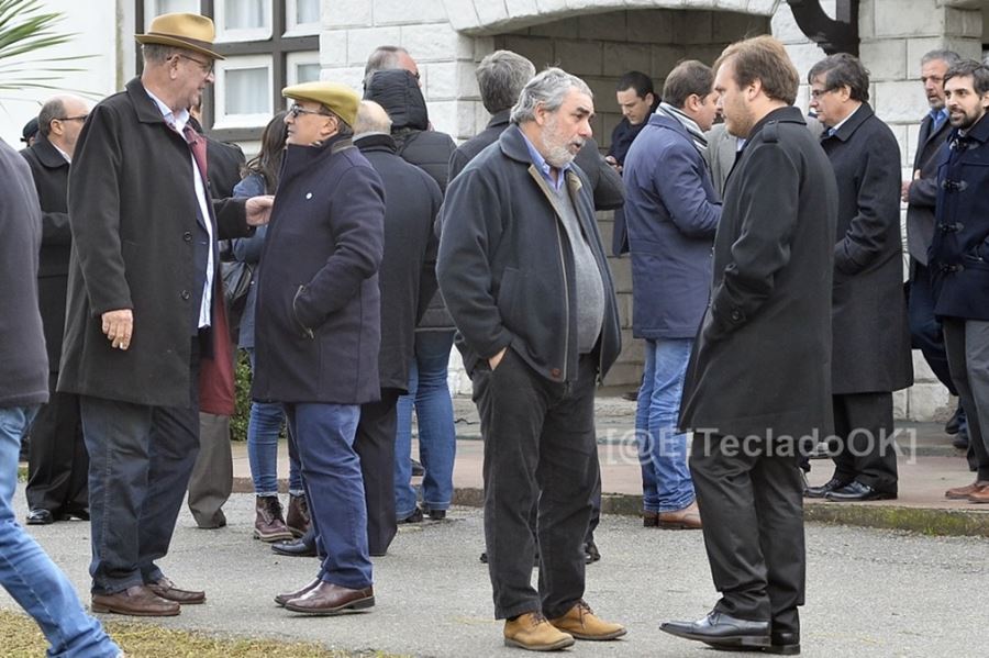 Intendentes al rescate: La inflación persigue al primer mostrador de la provincia