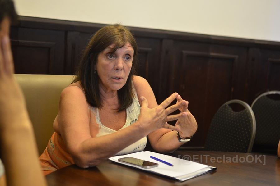 Teresa García hizo responsable a Vidal por la muerte de dos personas en la escuela de Moreno