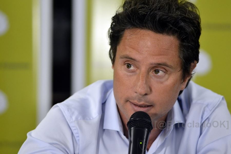Tras la renuncia de Nicholson, la oposición pide la cabeza de Gabriel Sánchez Zinny