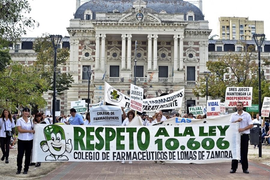 Los 22 pendientes: Qué municipios faltan declararse contra el avance de Farmacity en sus tierras