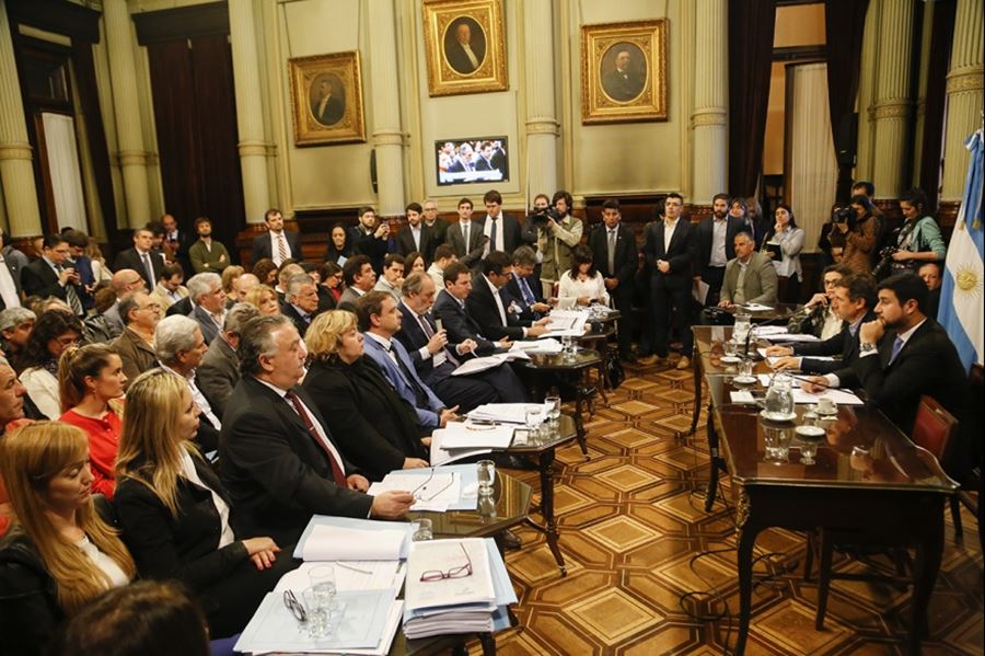 Con los intendentes presentes, el debate por la continuidad del Fondo Sojero llegó al Congreso