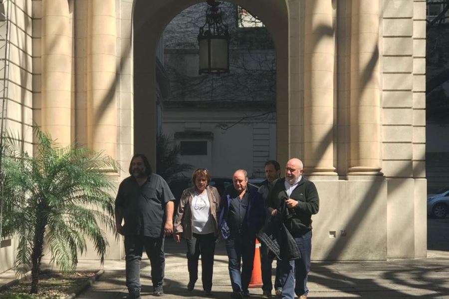 Miércoles de peregrinación de los docentes para que la Iglesia y los legisladores intercedan ante Vidal