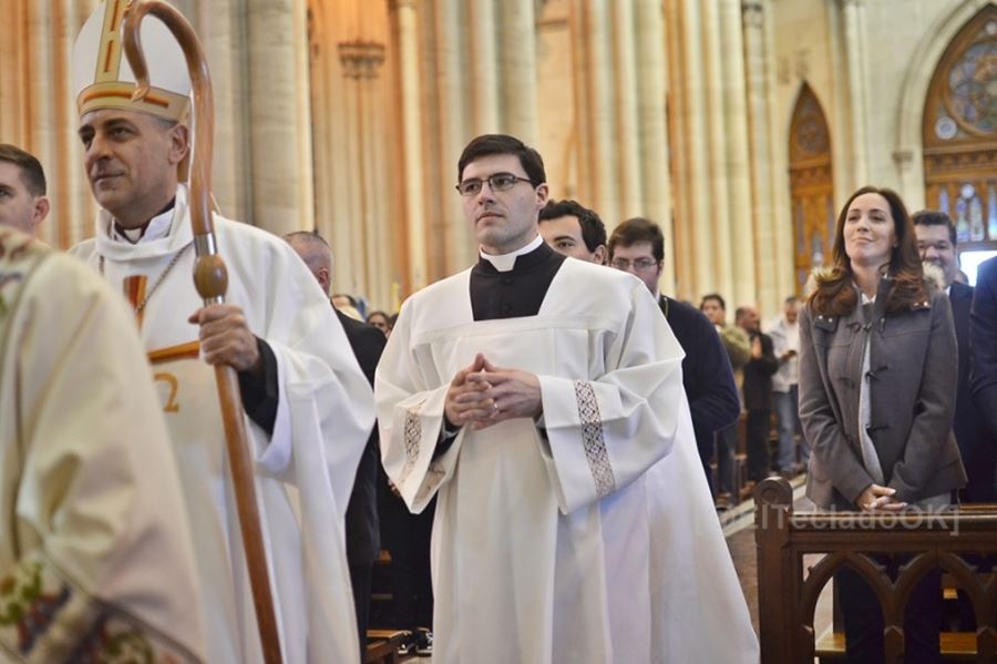 La Iglesia se le planta a Vidal por el juego online: "Lamentamos el cambio que dio la gobernación en este tema"