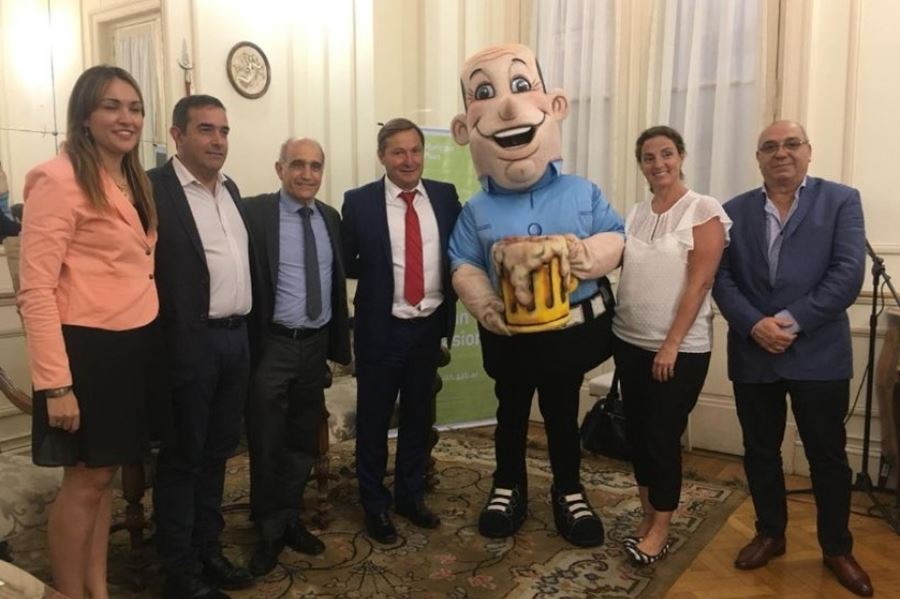 Daniel Salvador presentó la fiesta de la Cebada Cervecera que se realizará en Puán