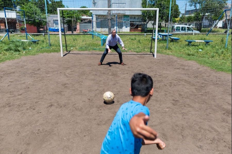 Políticos haciendo cosas