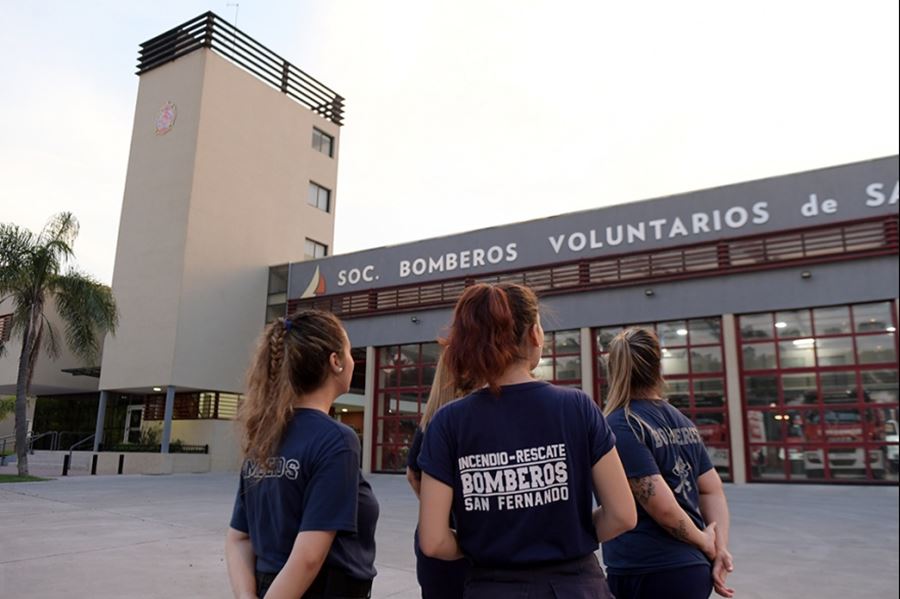 Terrritorio massista pone en marcha el plantel de bomberas voluntarias de la ciudad