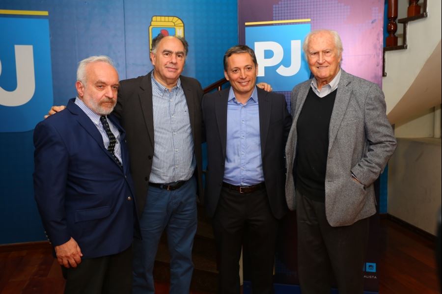 El PJ Bonaerense acerca a Mario Cafiero y a Pino Solanas para sumarlos al equipo de la unidad opositora