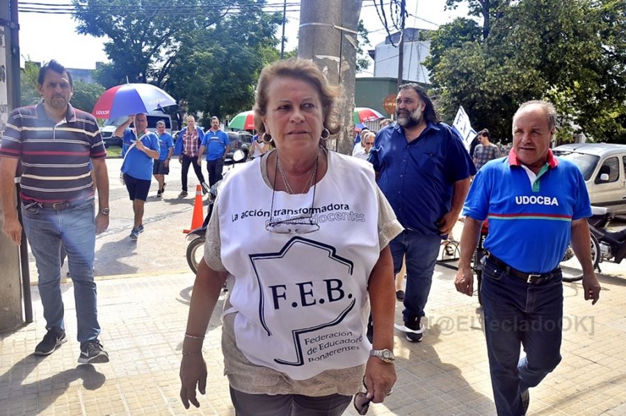 Docentes vuelven a la protesta: "Es evidente que el Gobierno no quiere solucionar el conflicto"