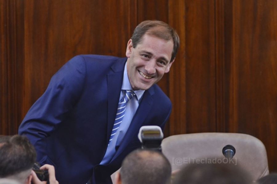 El intendente Garro acordó un 30% de aumento para los trabajadores municipales