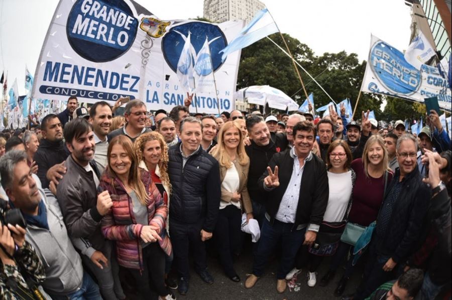 Multitudinaria marcha a Plaza de Mayo: "Estamos haciendo historia", dijo Yasky