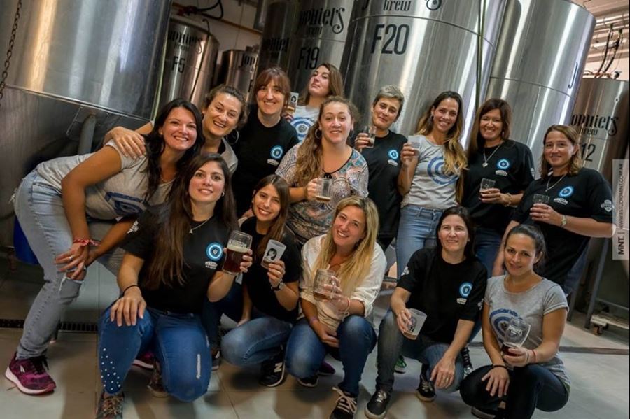 Birreras Argentinas: quiénes son las 140 mujeres que revolucionan la industria cervecera en todo el país