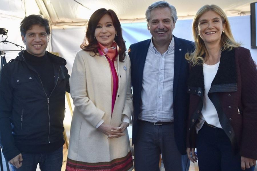 Carrera a la gobernación: Cristina publicó una sugestiva foto que anticiparía la fórmula bonaerense