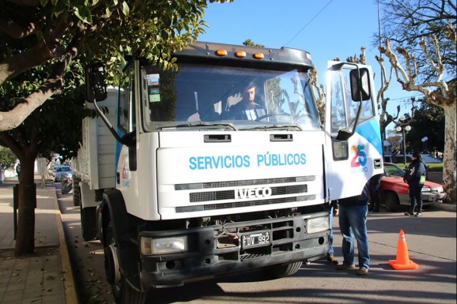 Ralinqueo presentó maquinarias y aprovechó para recordarle a la Provincia un pedido de hace dos años