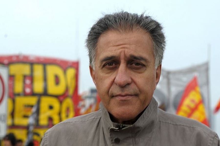 Para Pitrola, los salarios de los argentinos "son pindonga" y las jubilaciones "cuchuflito"
