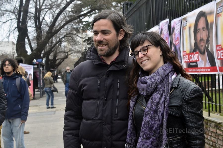 Nicolás del Caño, en campaña: "Los trabajadores nos pueden votar sin taparse la nariz"