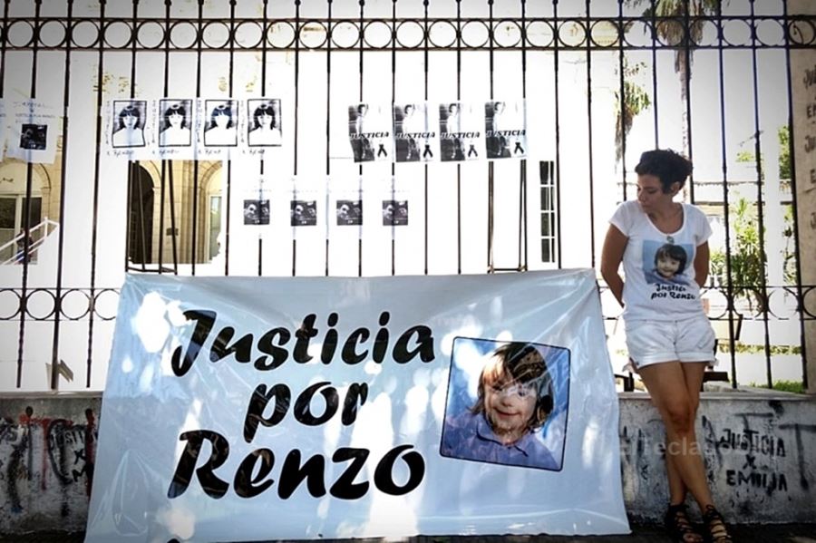 Le otorgaron la prisión domiciliaria a la madrasta de Renzo, el nene que murió tras caer de un 7° piso