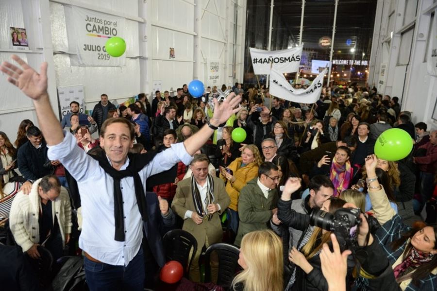 Garro, en el cierre de campaña: “La ciudad volvió a tener las obras que se merece”