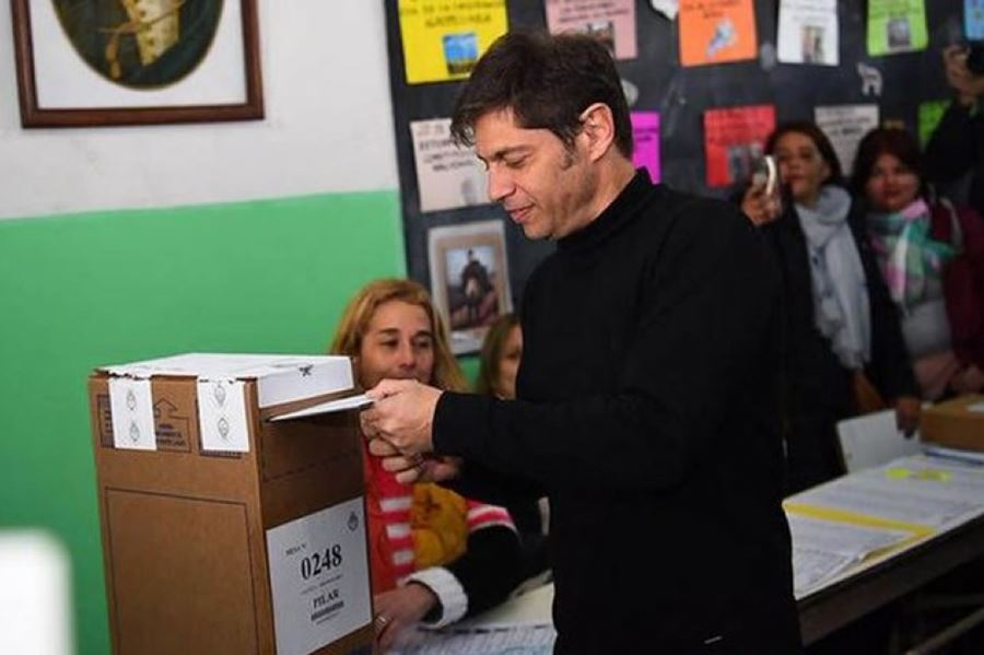 Tras emitir su voto, Axel Kicillof aseguró: “Fue una campaña muy desigual”