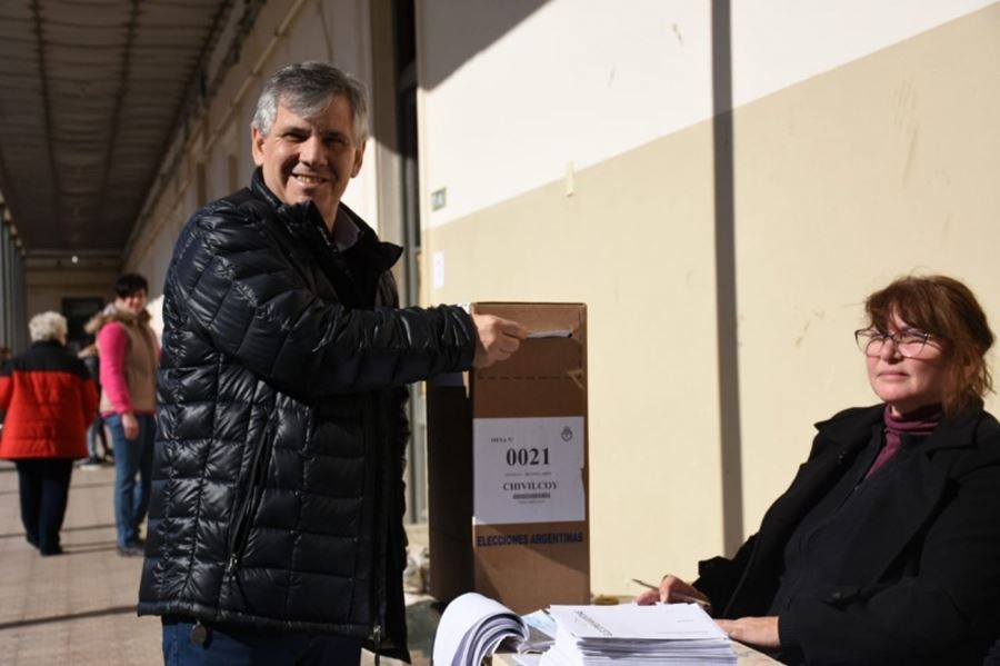 Guillermo Britos saltó el corte de boleta y se impone en Chivilcoy