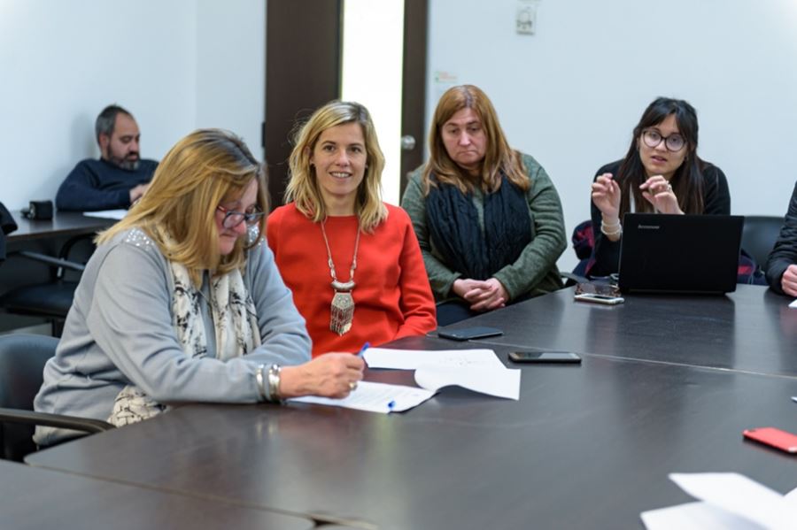 Diputadas bonaerenses analizan los decretos firmados en la dictadura: buscan derogarlos o transformarlos