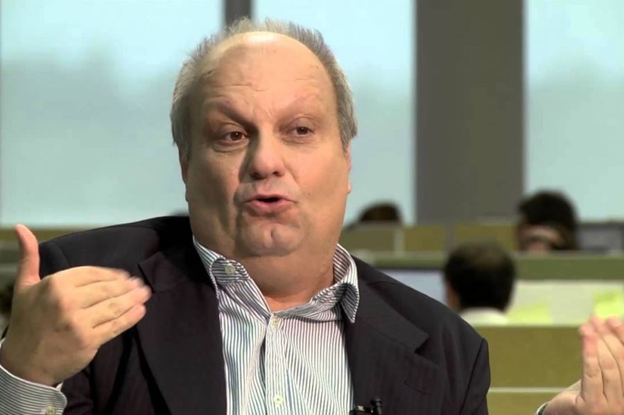 Hernán Lombardi: “En nuestro afán de poner el país de pie, le metimos la mano en el bolsillo a la gente”
