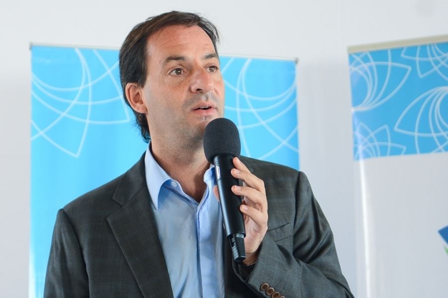 Sujarchuk recorta gastos de la fiesta de la Flor y entrega un bono de 10 mil pesos a los municipales