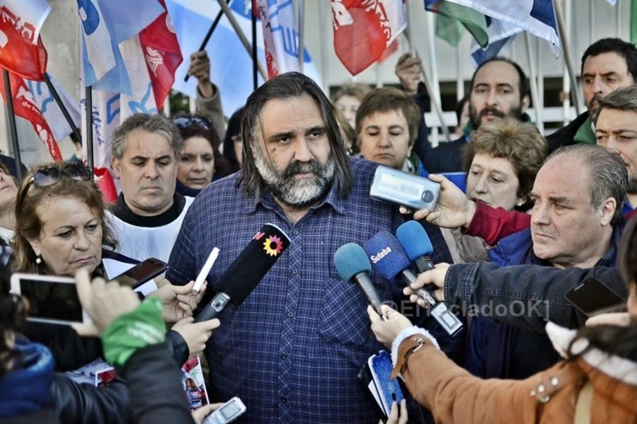 Los docentes retoman el reclamo de la cláusula gatillo y se suman al llamado de la emergencia alimentaria