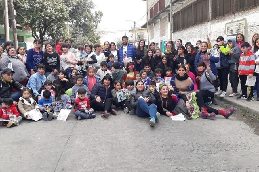 Trabajadoras de Mielcitas van por la cooperativa y vuelven a poner en marcha la fábrica