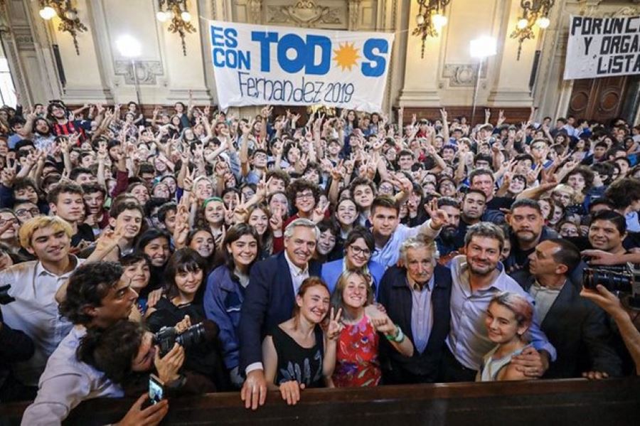 Alberto Fernández dio una charla junto a Pepe Mujica, y adelantó que creará el ministerio de la Mujer
