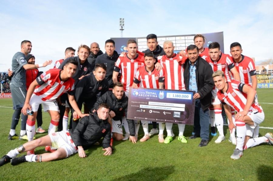 Estudiantes, a todo o nada