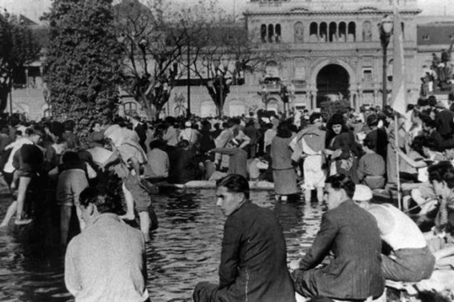 En un nuevo aniversario del 17 de octubre, la dirigencia argentina celebra en las redes sociales