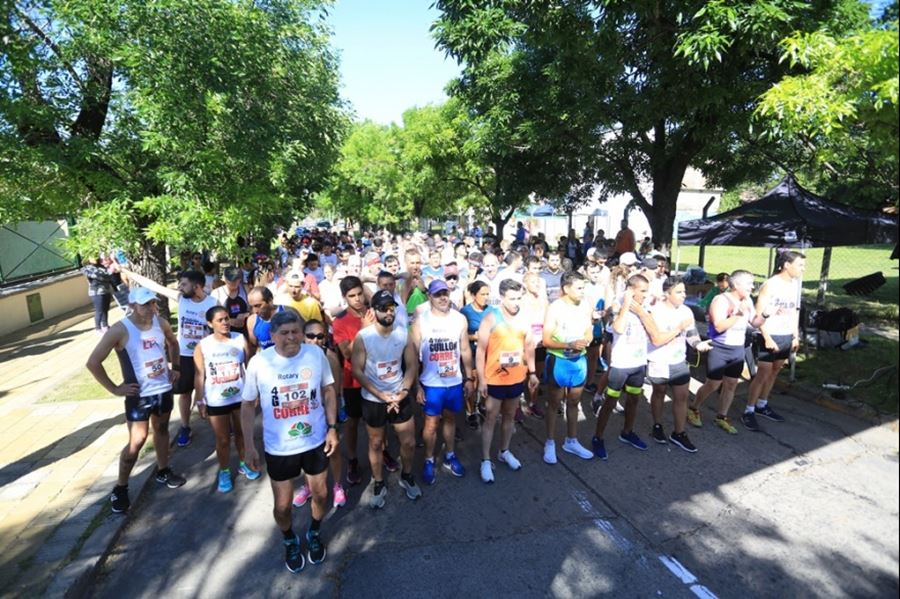 Maratón contra la polio en Luis Guillón