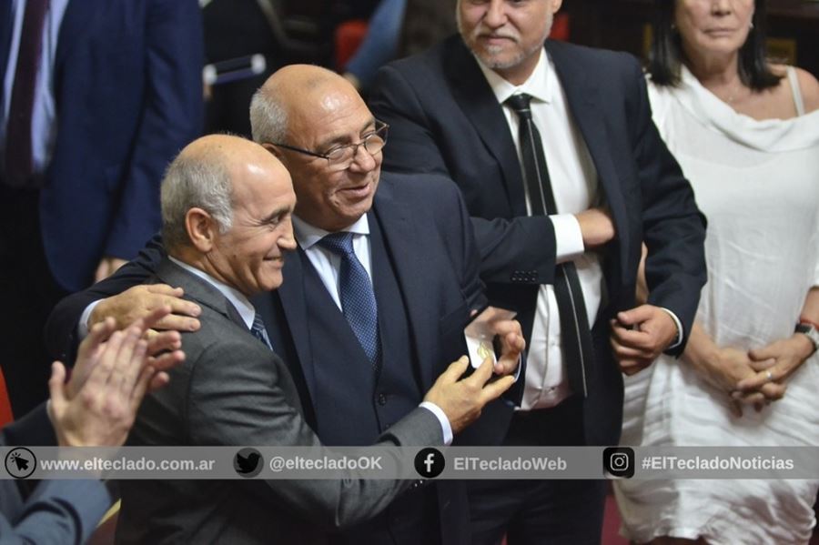 En fotos: risas y abrazos en la última sesión del Senado bonaerense