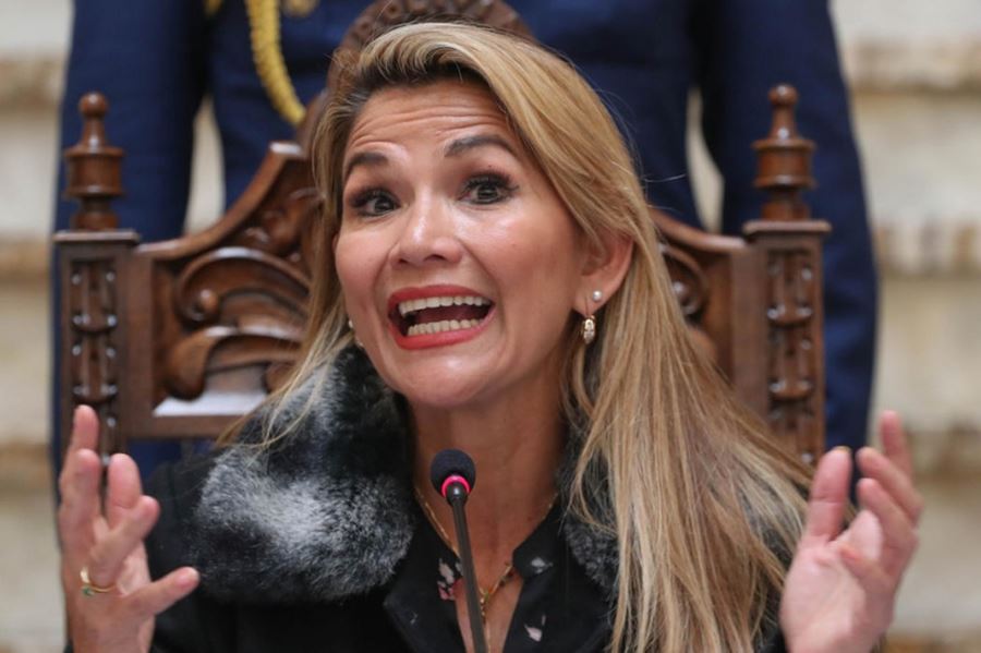 Golpe en Bolivia: la APDH pide a la justicia argentina que investigue a Jeanine Áñez por "genocidio"