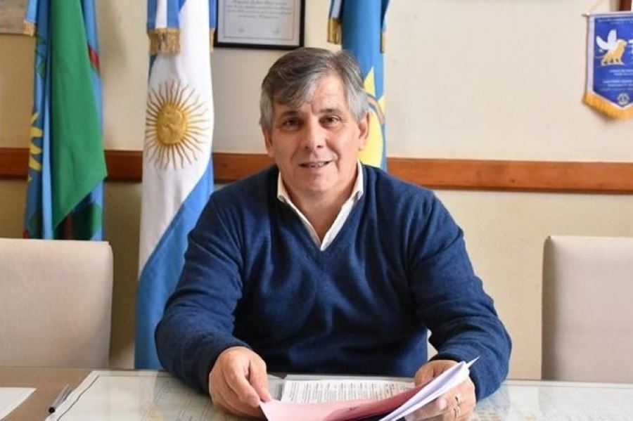 El intendente de Chivilcoy congeló su sueldo: "La austeridad empieza de arriba hacia abajo"